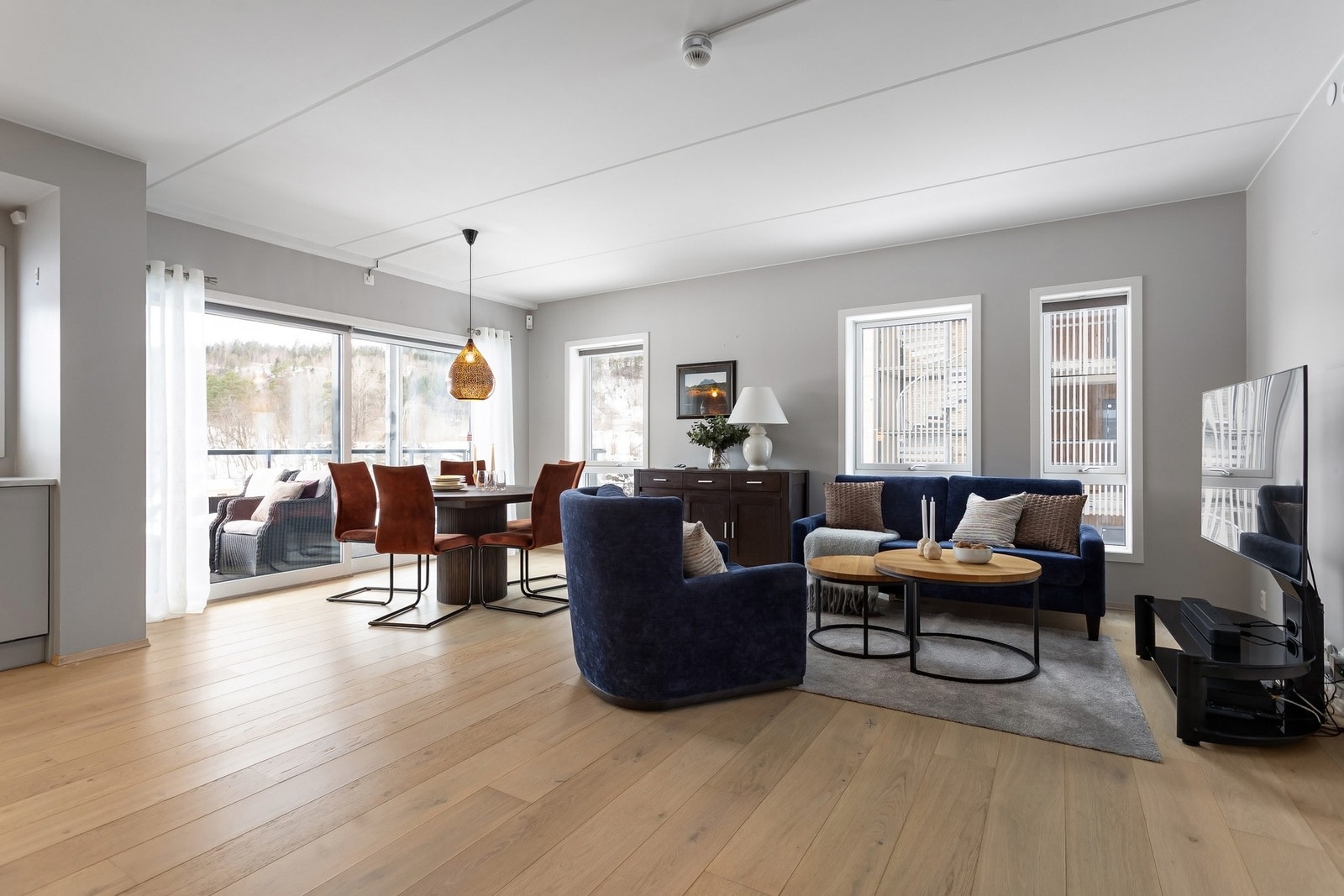 Velkommen til Rortunet 10 - presentert av Elise Riise Johnsen, tlf. 90 11 08 66. Fotograf: Juliane Jensen v/Studio Juliane. Galleribilde