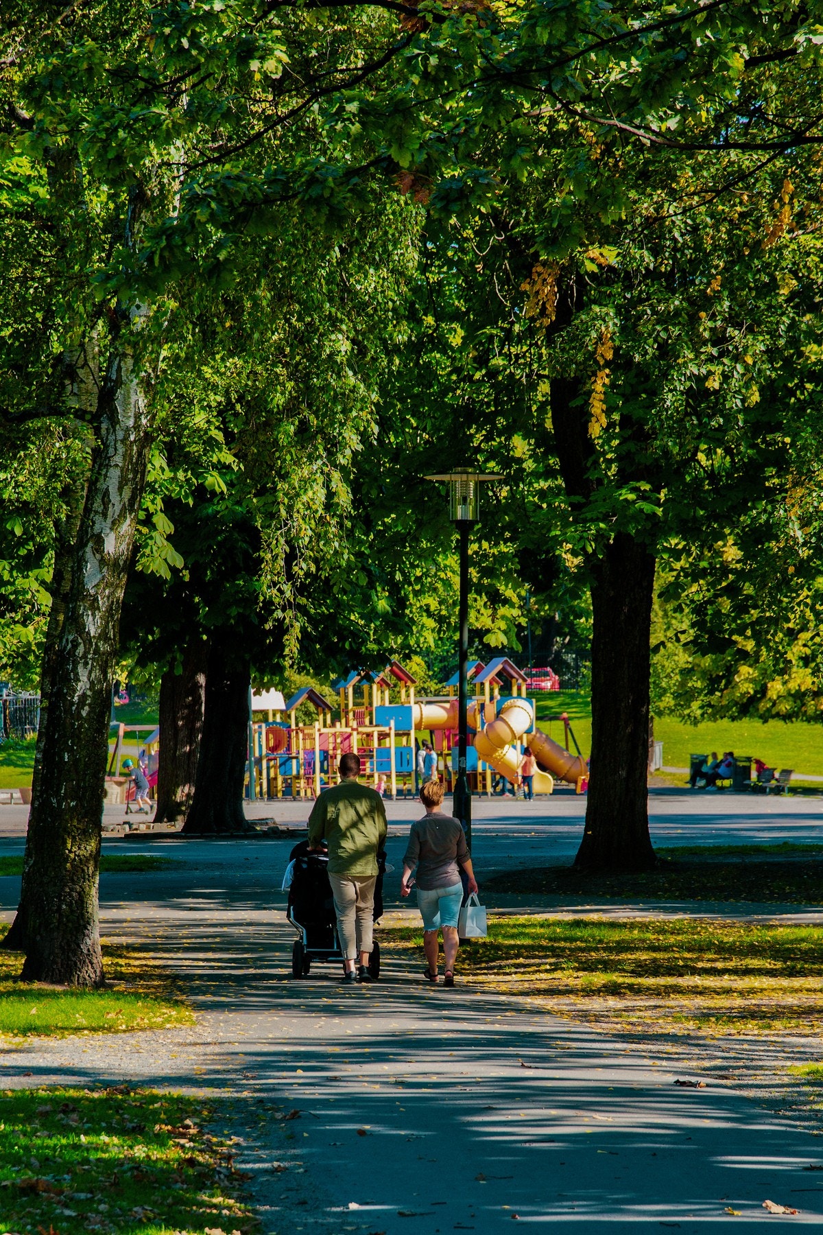 Lekeplass i sofienbergparken. Galleribilde