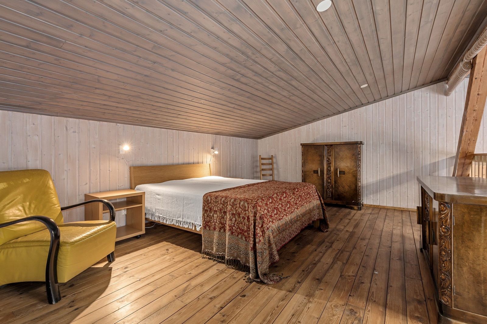 Hems i atelier - Ikke godkjent til varig opphold Galleribilde