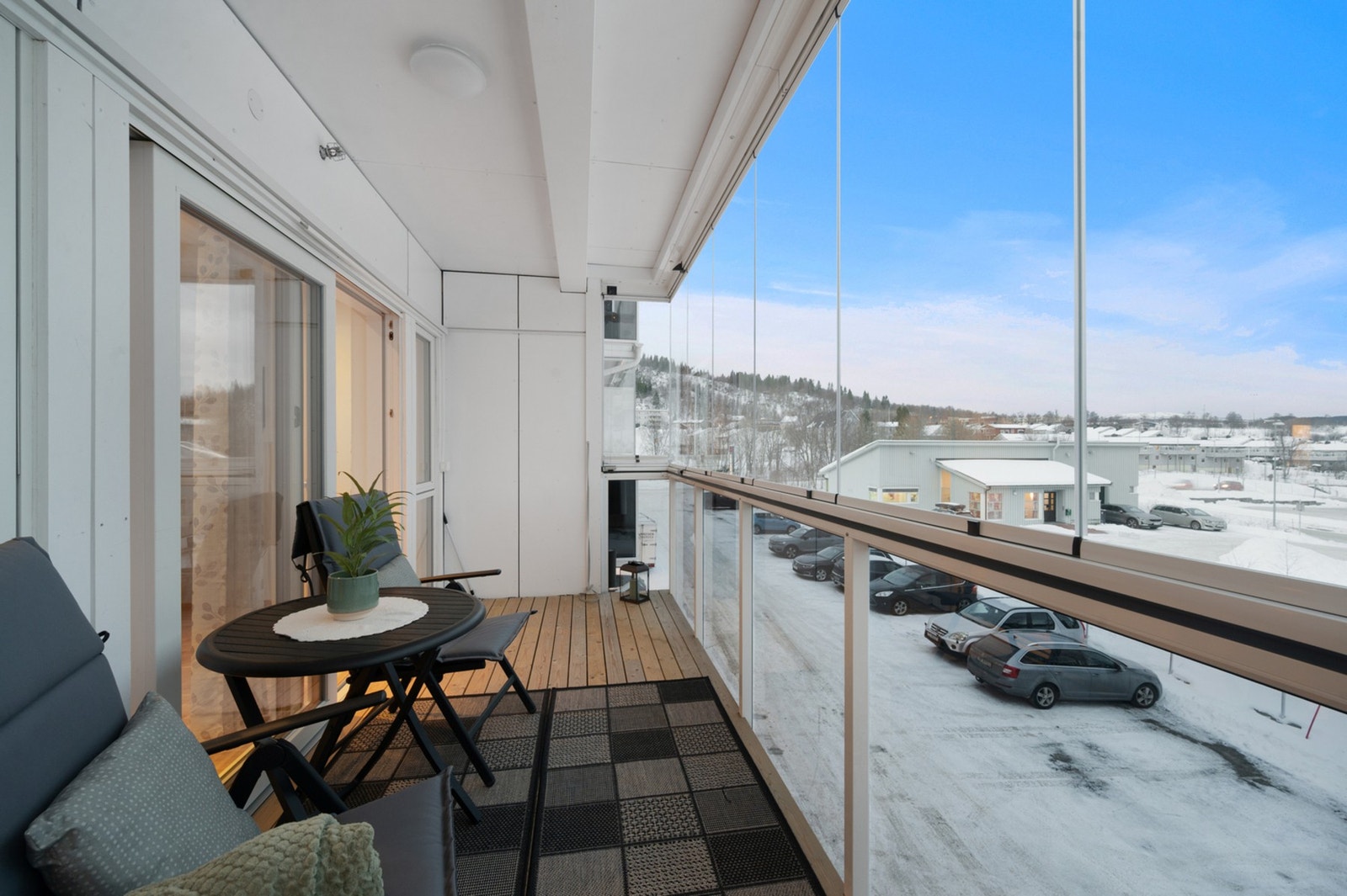 Avdelingsleder/Eiendomsmegler Øyvind Guldhaugen presenterer Skilleveien 17! Foto: H5 Property. Galleribilde