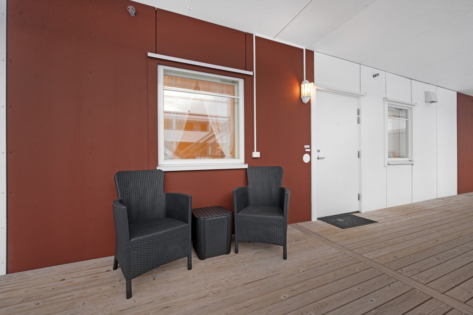 Inngangsparti i svalgang. Galleribilde