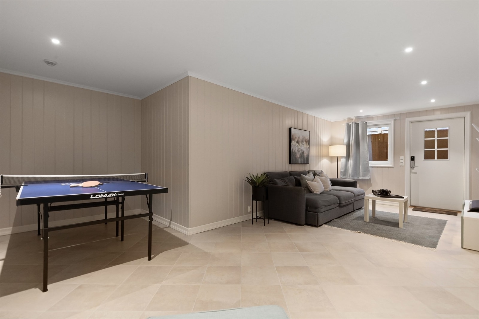 Rom benyttet som kjellerstue Galleribilde