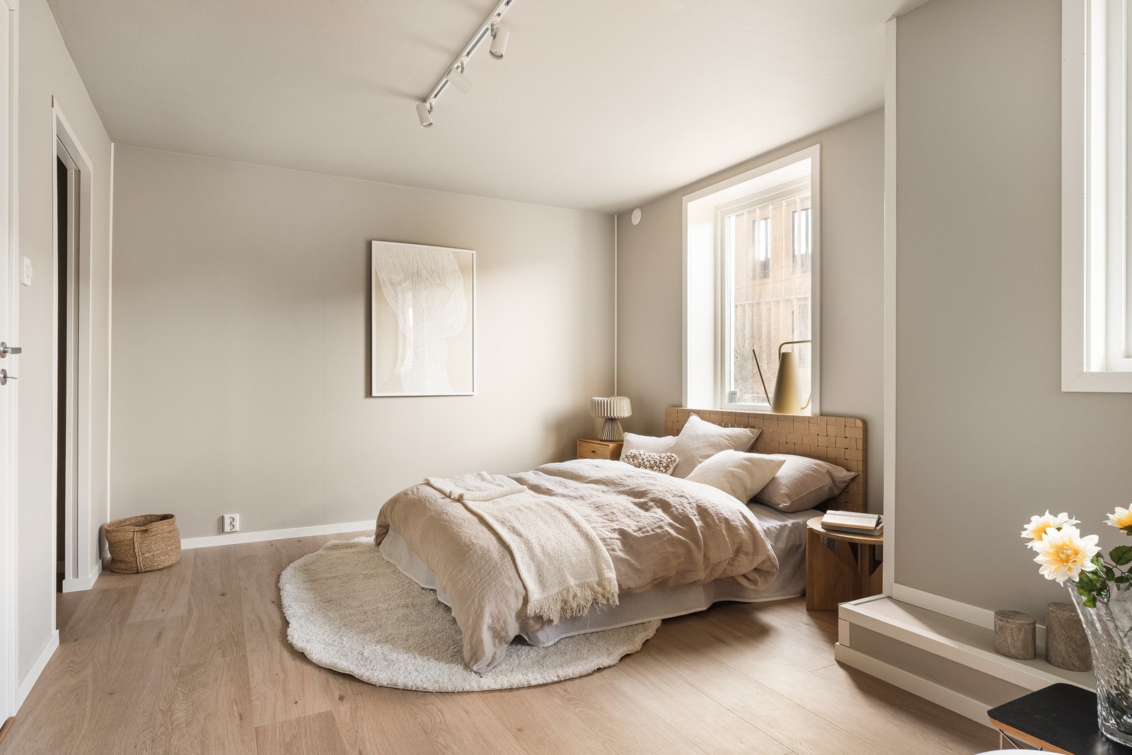 Rommet måler hele 14,8 kvm og er godkjent som hobbyrom. Galleribilde