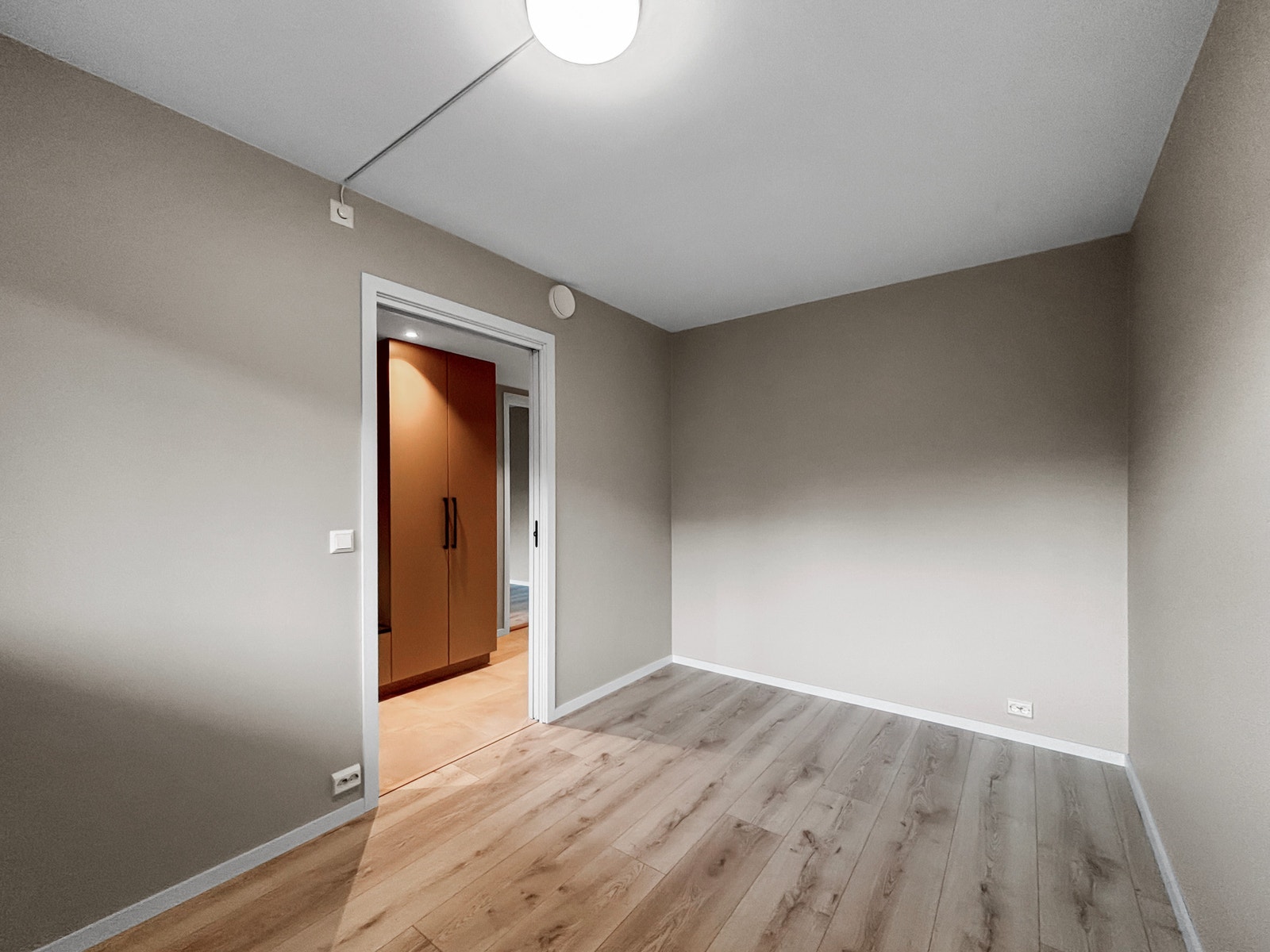 Soverom nr. 2. Galleribilde