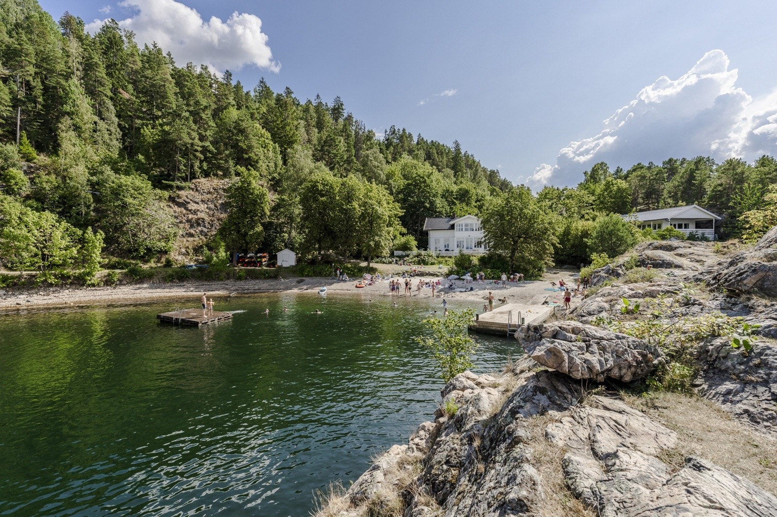 Alværn byr på flotte muligheter for friluftsliv, både ved sjøen og i skogen. Galleribilde