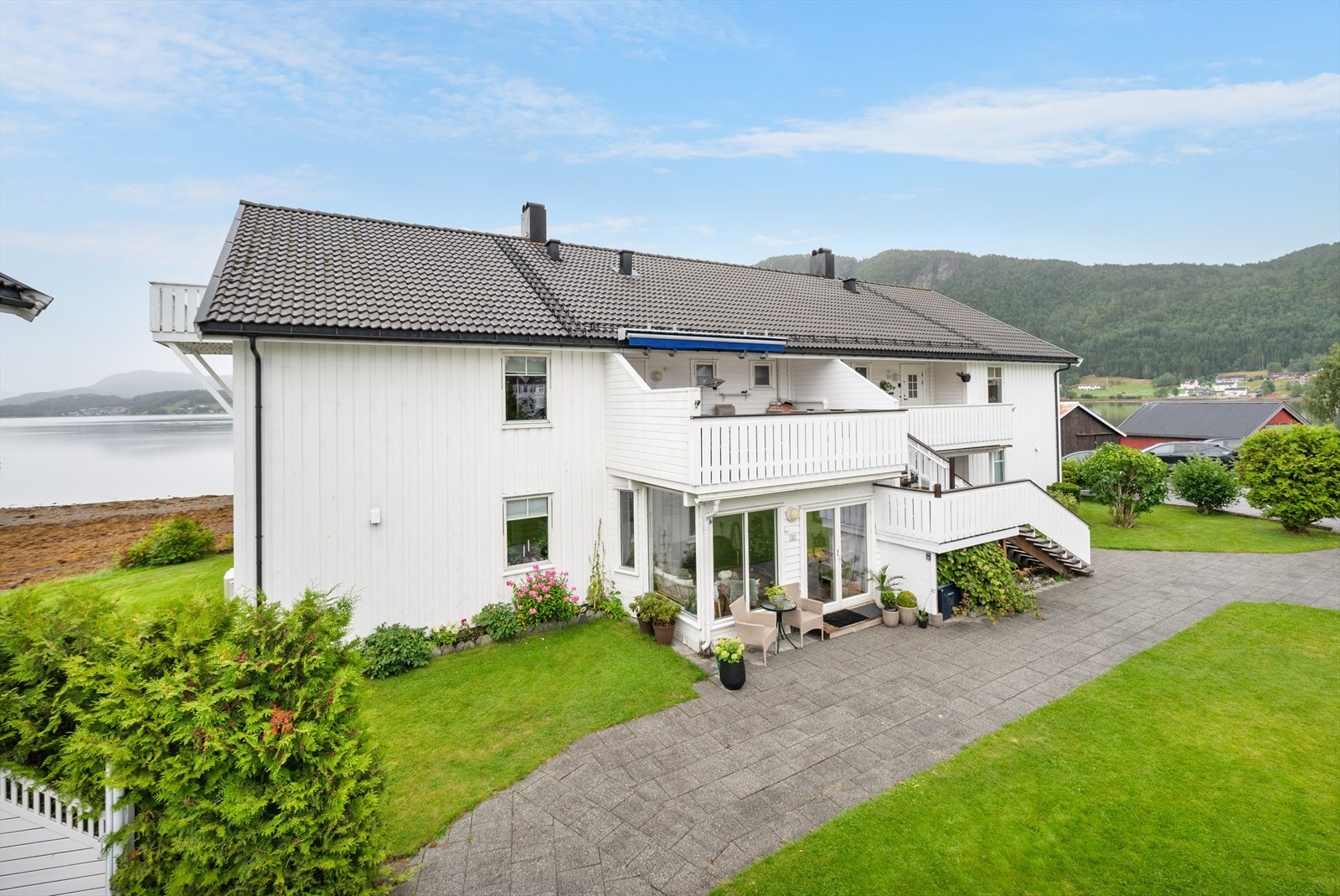 Det medfølger en ekstra utvendig bod som ligger i nabobygget. Galleribilde