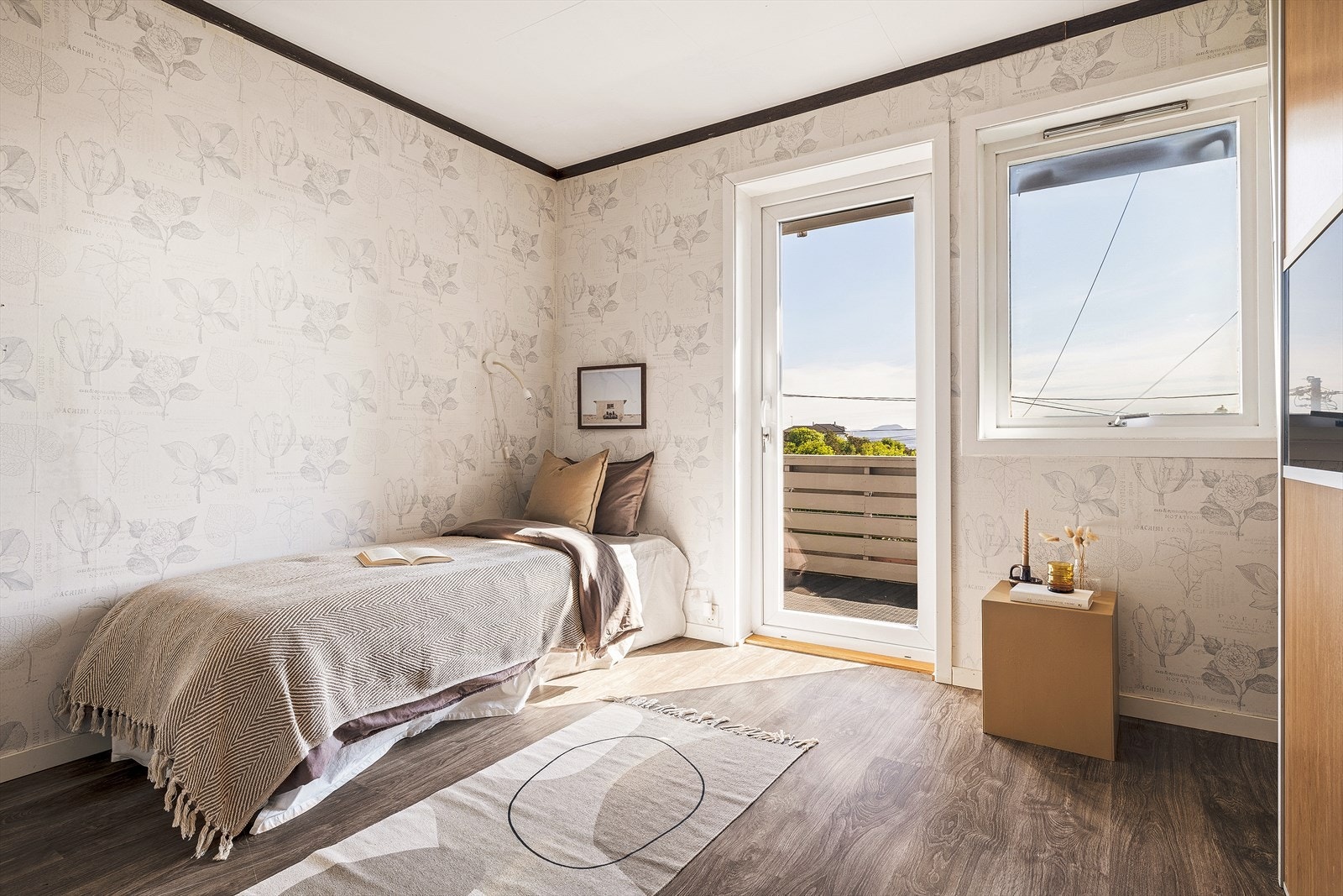 Fra soverommet i andre etasje har du tilkomst til balkongen. Galleribilde