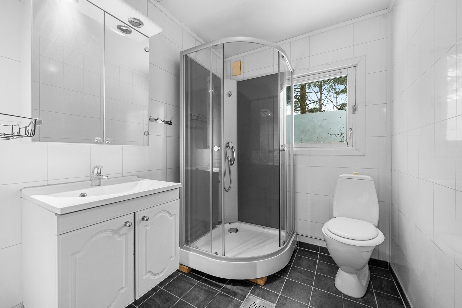 Bad i 1. etasje Galleribilde