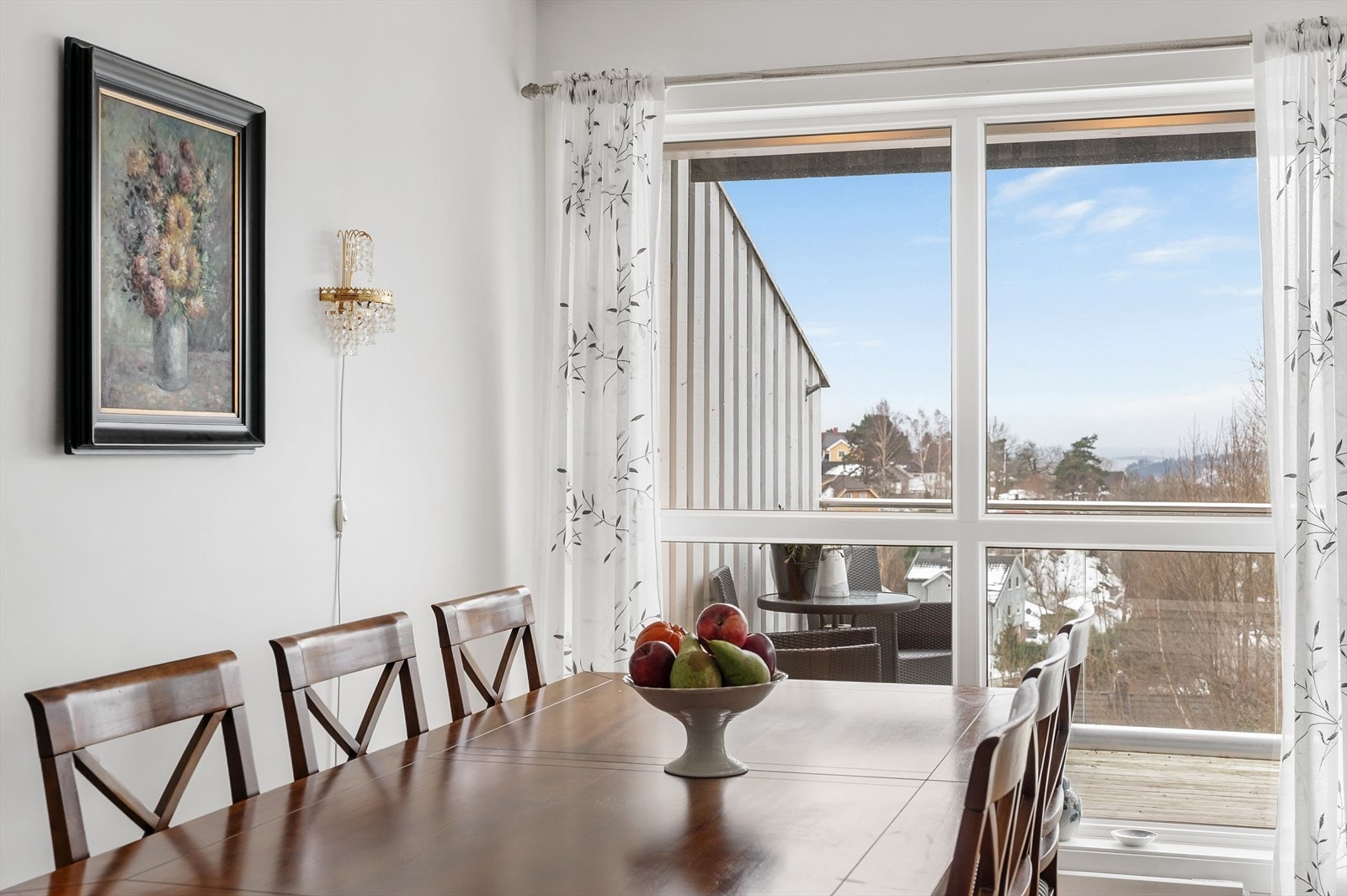 God plass til spisestue Galleribilde