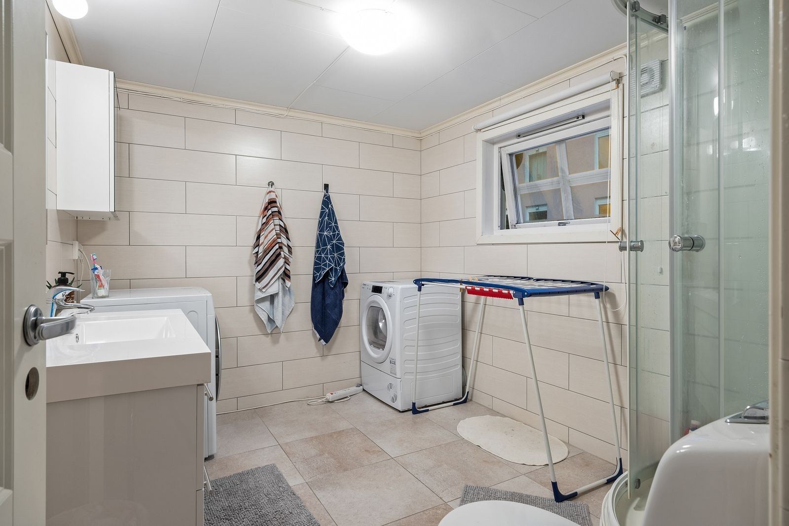 Bad i andre etasje Galleribilde