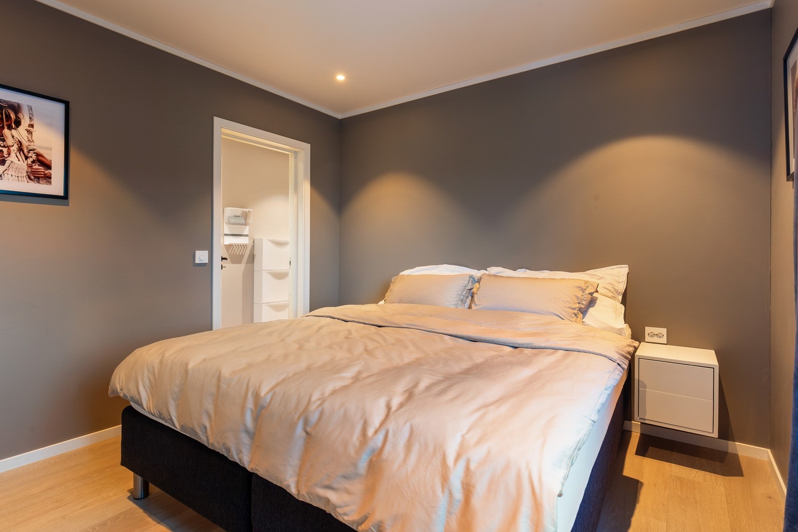 Leilighetens hovedsoverom Galleribilde