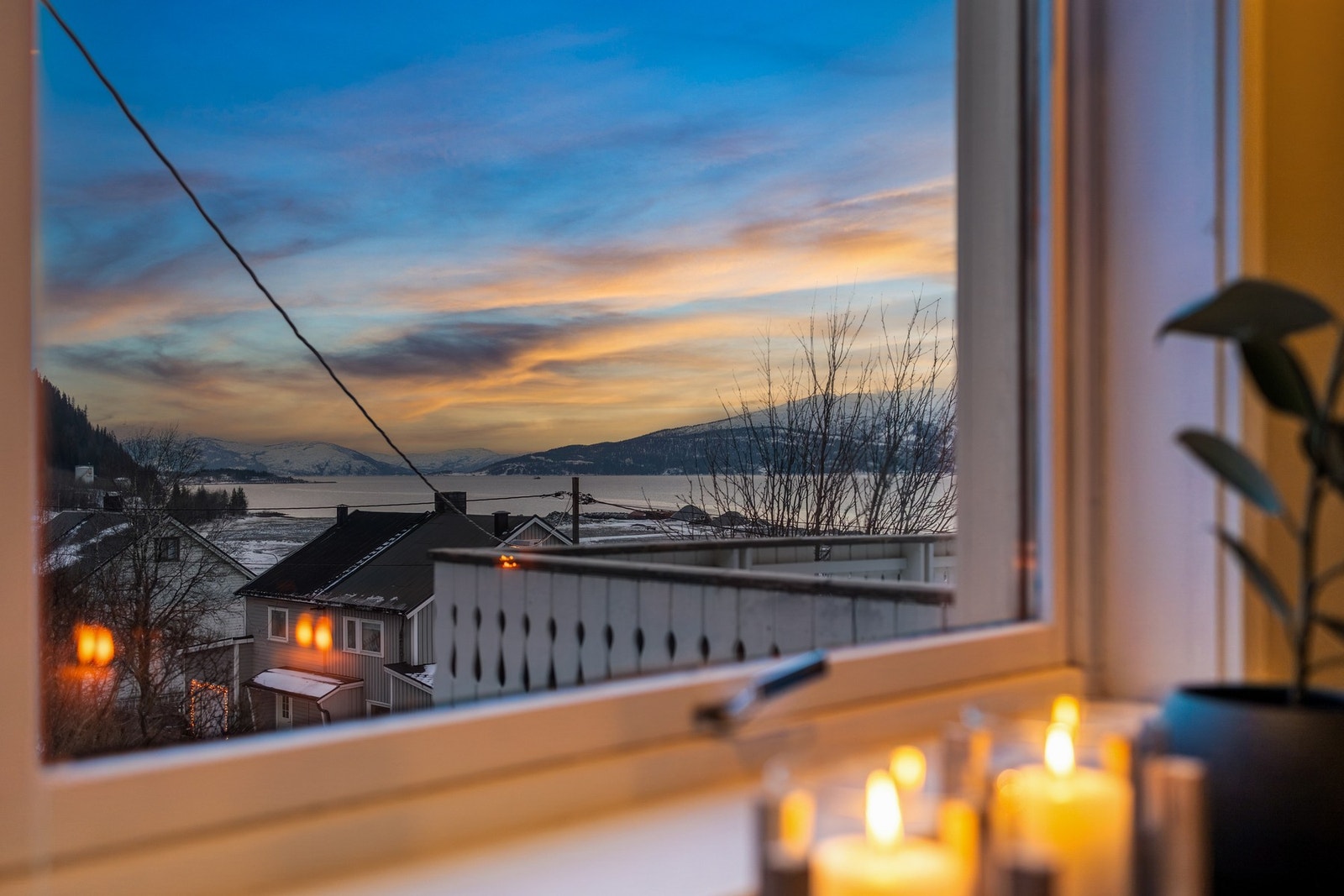 Flott utsikt ut Ranfjorden Galleribilde