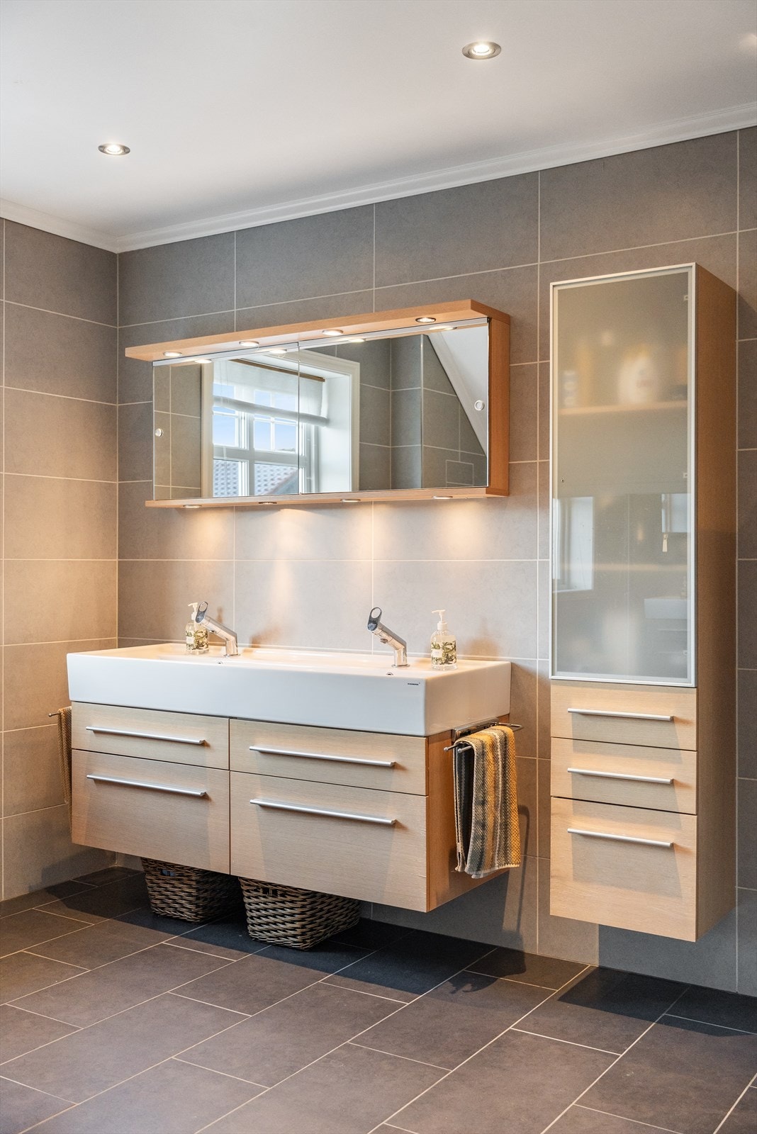 Bad - 2. etasje Galleribilde