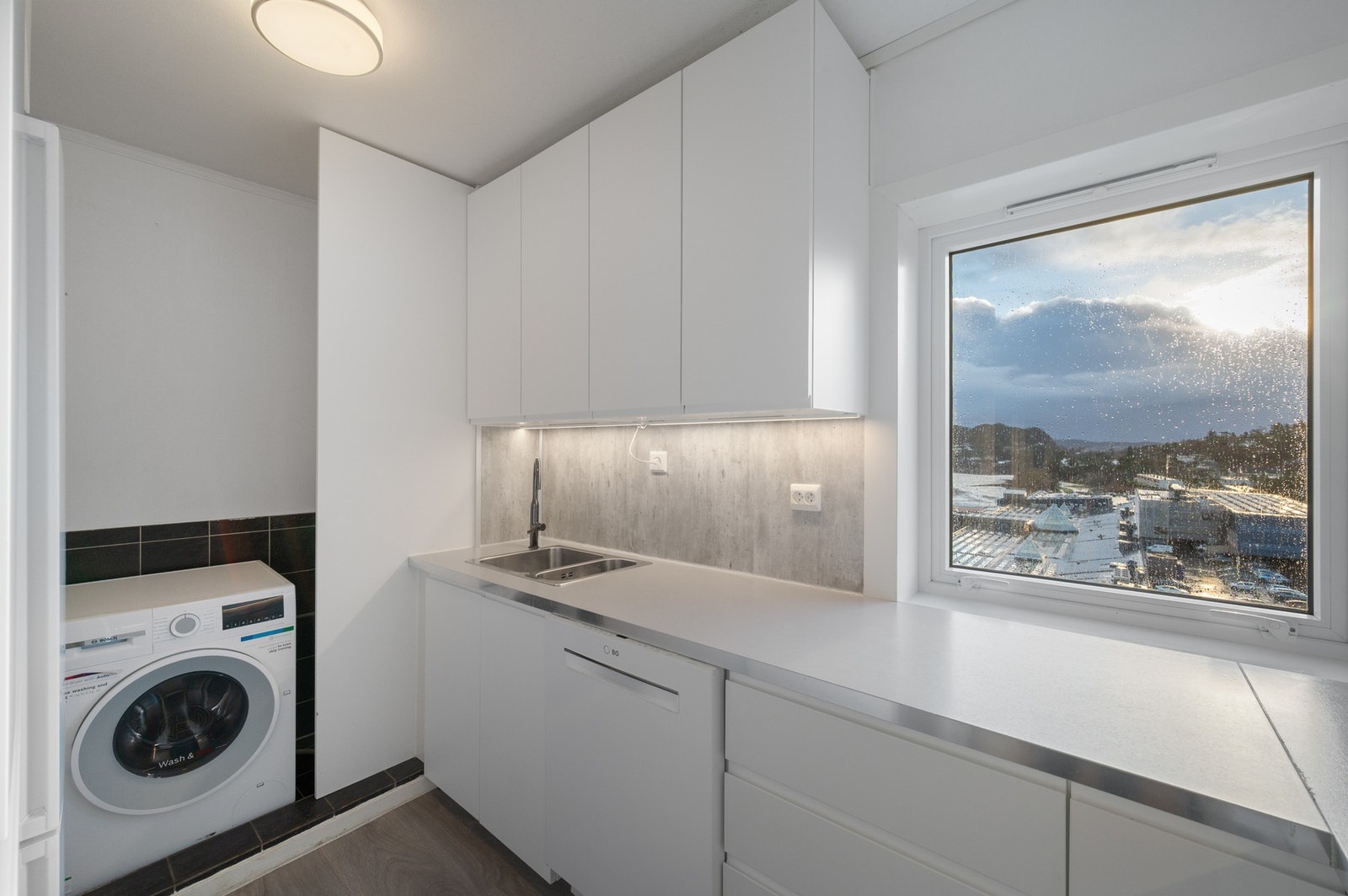 - Her er det egen sone med opplegg for vaskemaskin - Galleribilde