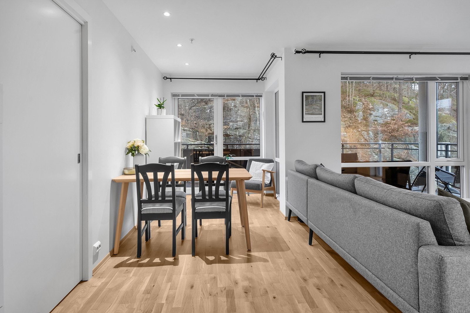 Det er god plass til spisestue. Galleribilde