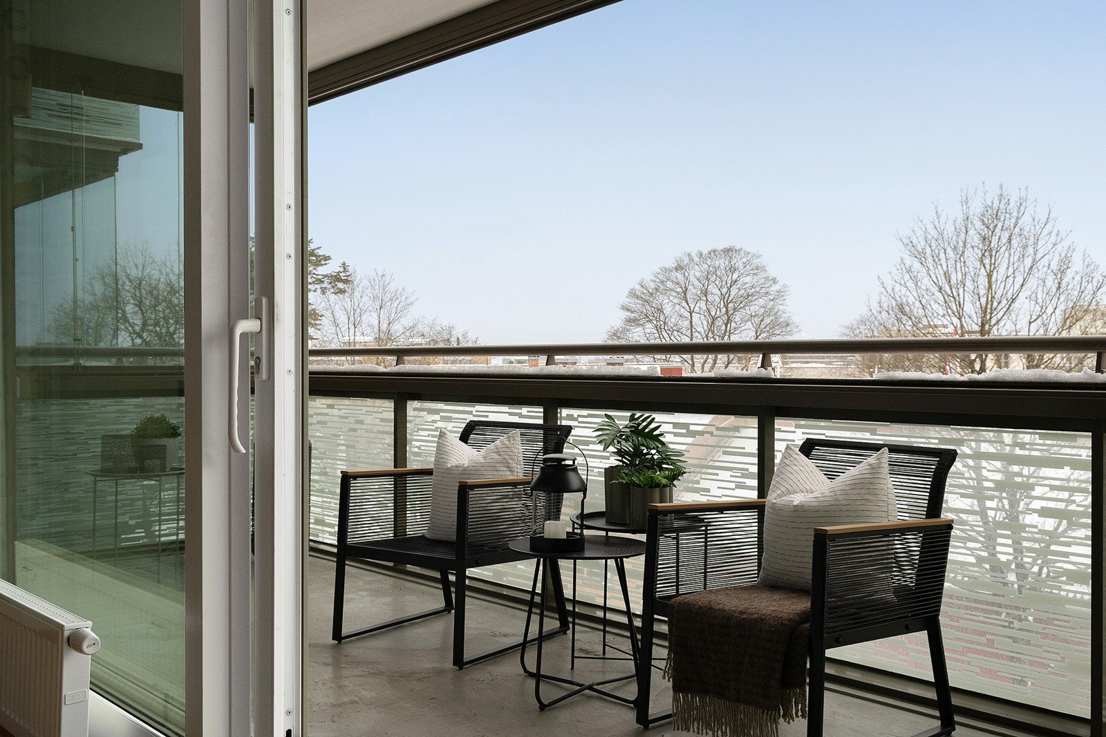 God plass til utemøblement. Galleribilde