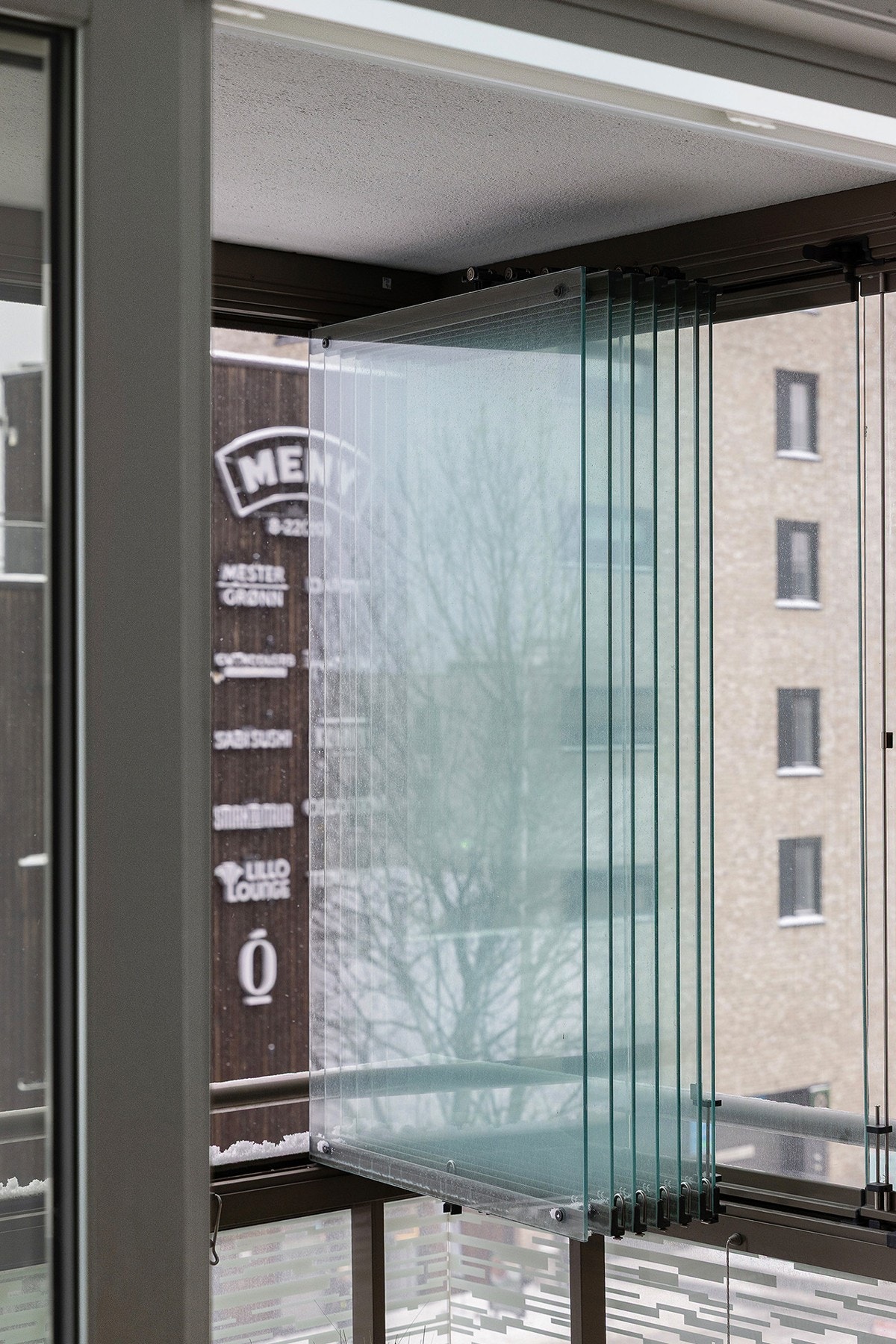 Mulighet for å åpne og lukke balkongens innglassing - godt egnet til bruk året rundt. Galleribilde