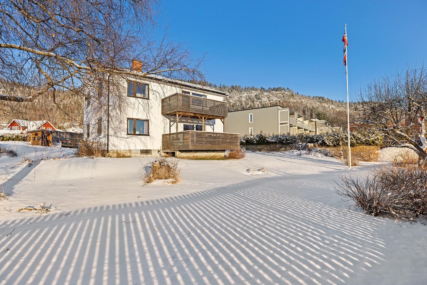 Velkommen til Rykkinnveien 29 / Hel tomannsbolig med 1,1 mål tomt og flott langstrakt utsikt! Galleribilde