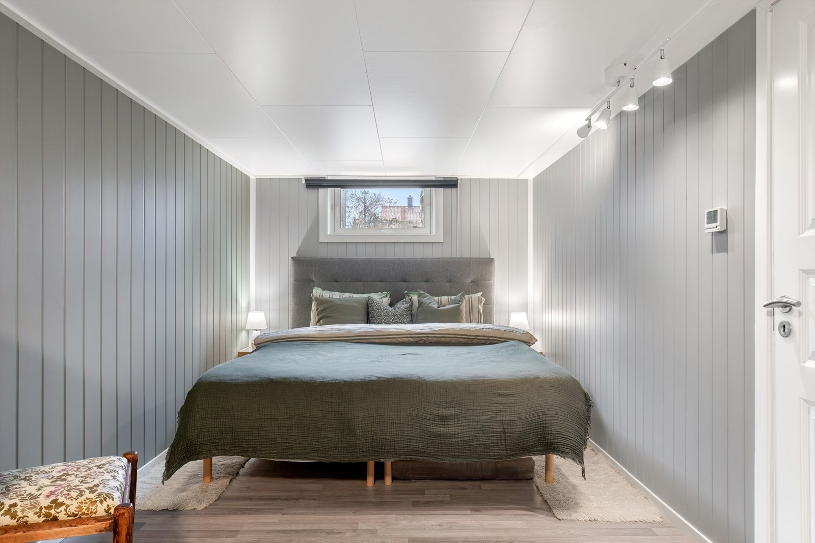 Kjellerstue brukes idag som et ekstra soverom Galleribilde