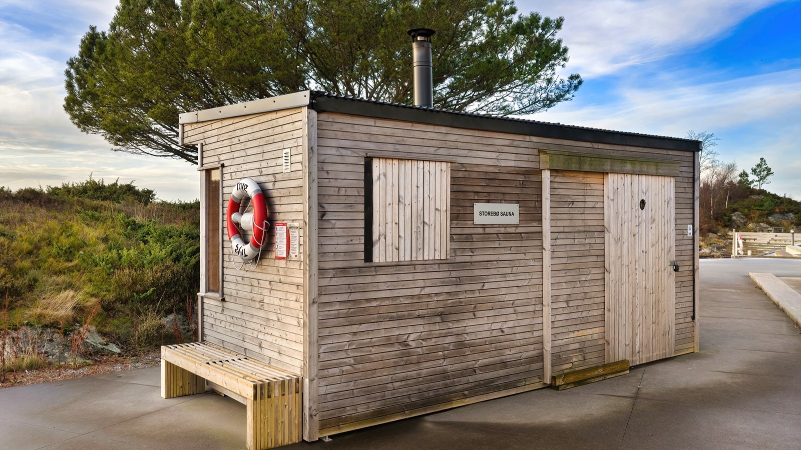 Nytt konsept like utenfor boligen - Storebø Sauna! Initiativ i regi av Austevoll Idrettsklubb - for velvære og fellesskap. Galleribilde