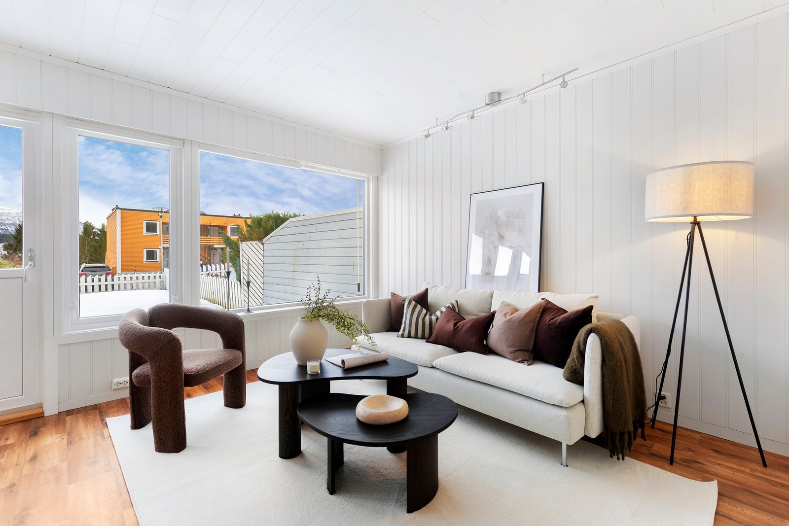 Dette er et innholdsrikt rekkehus i Opdølhaugen Borettslag. Galleribilde