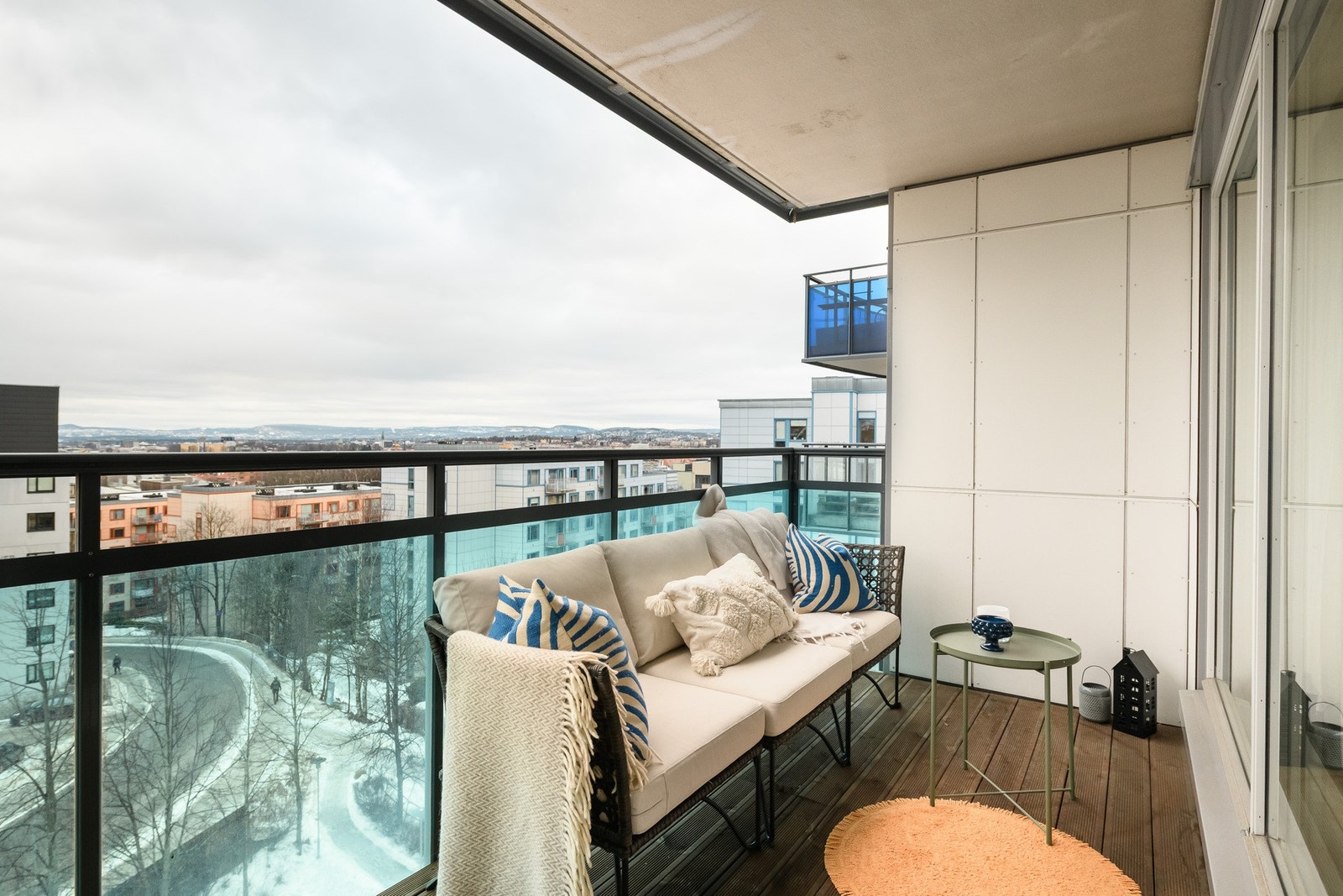 Romslig balkong på 8kvm. Galleribilde