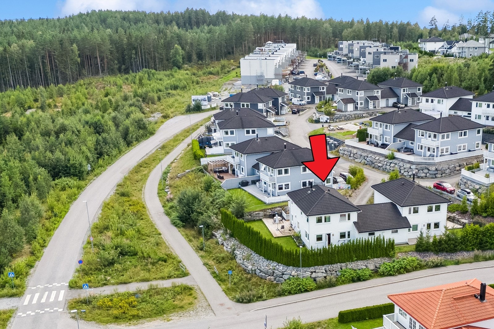 EiendomsMegler 1 v/Line Evensen ønsker deg velkommen til Skorpionen 41! Foto: Bjørn Sørheim Galleribilde