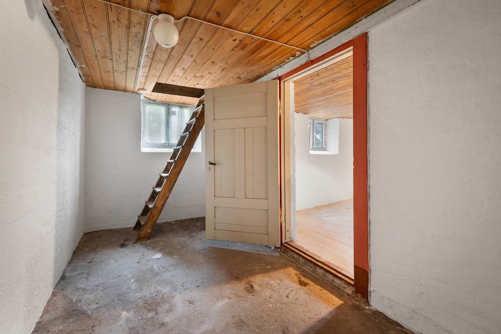 Oppussingsobjekt | Store og lyse rom med god takhøyde Galleribilde