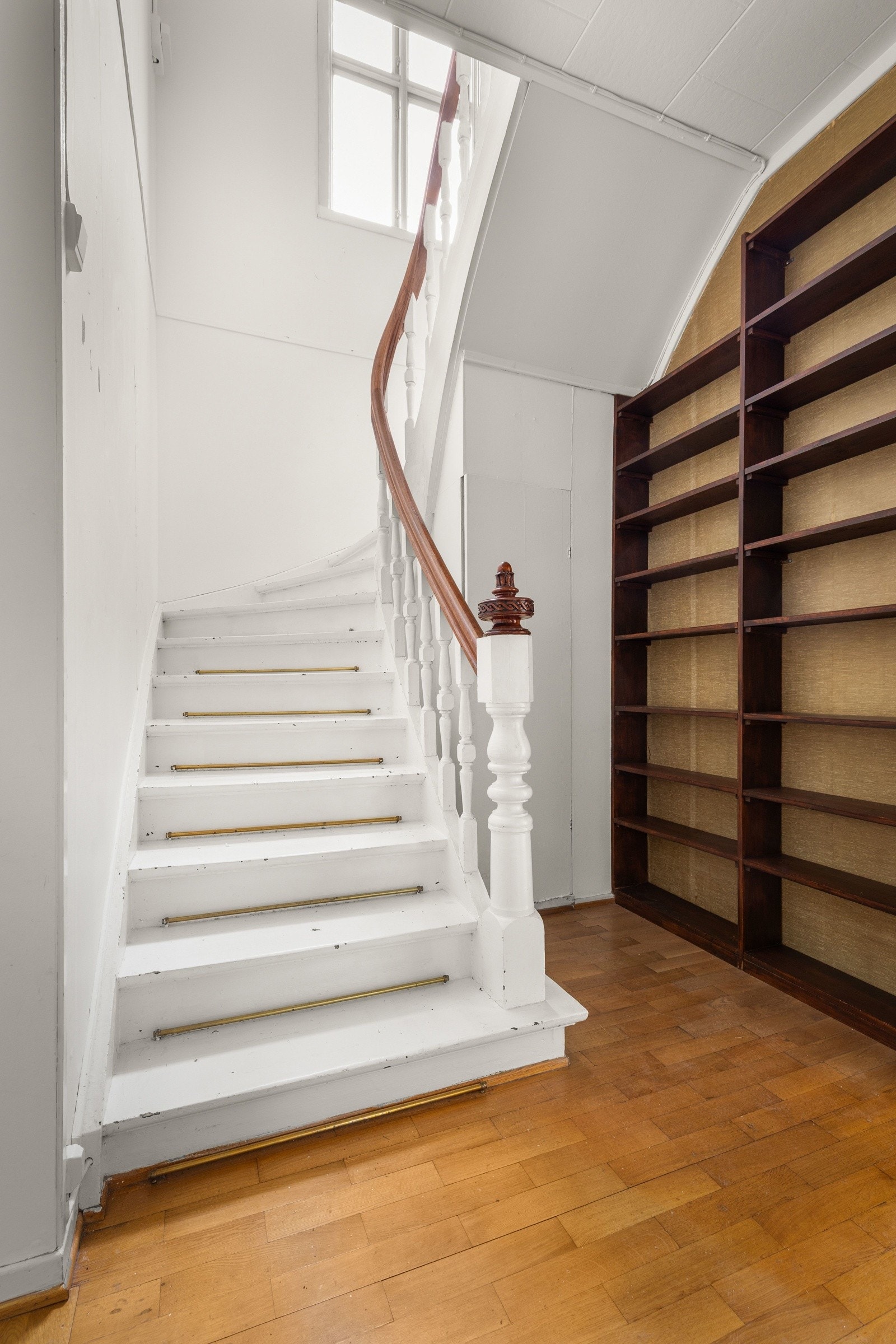 Sjarmerende og herskaplig villa fra 1914 Galleribilde