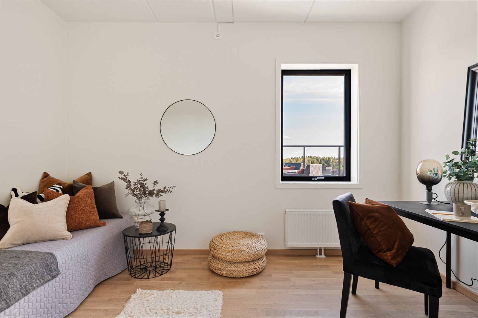 Soverom 2 passer fint som barnerom, gjesterom eller kontor. Galleribilde