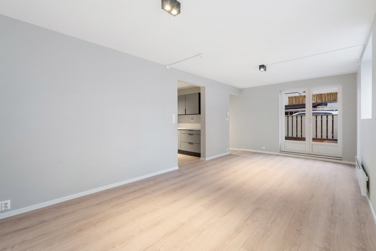 Stue med utgang til terrasse. Galleribilde