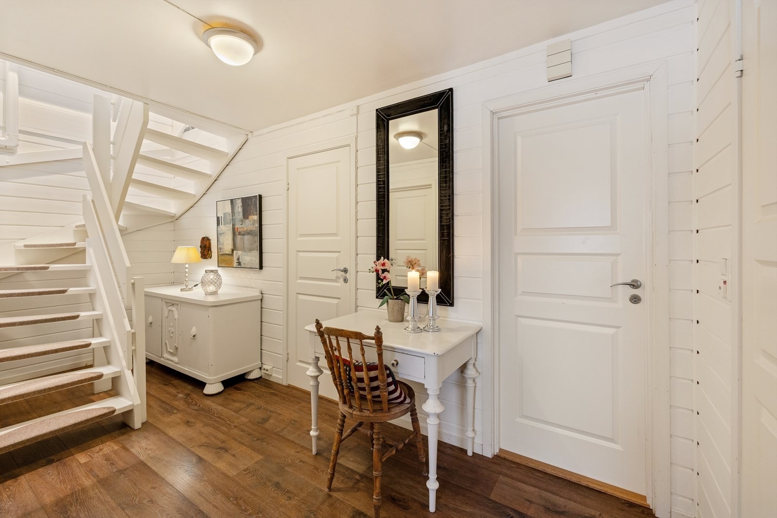 Gang 1. etasje. Galleribilde