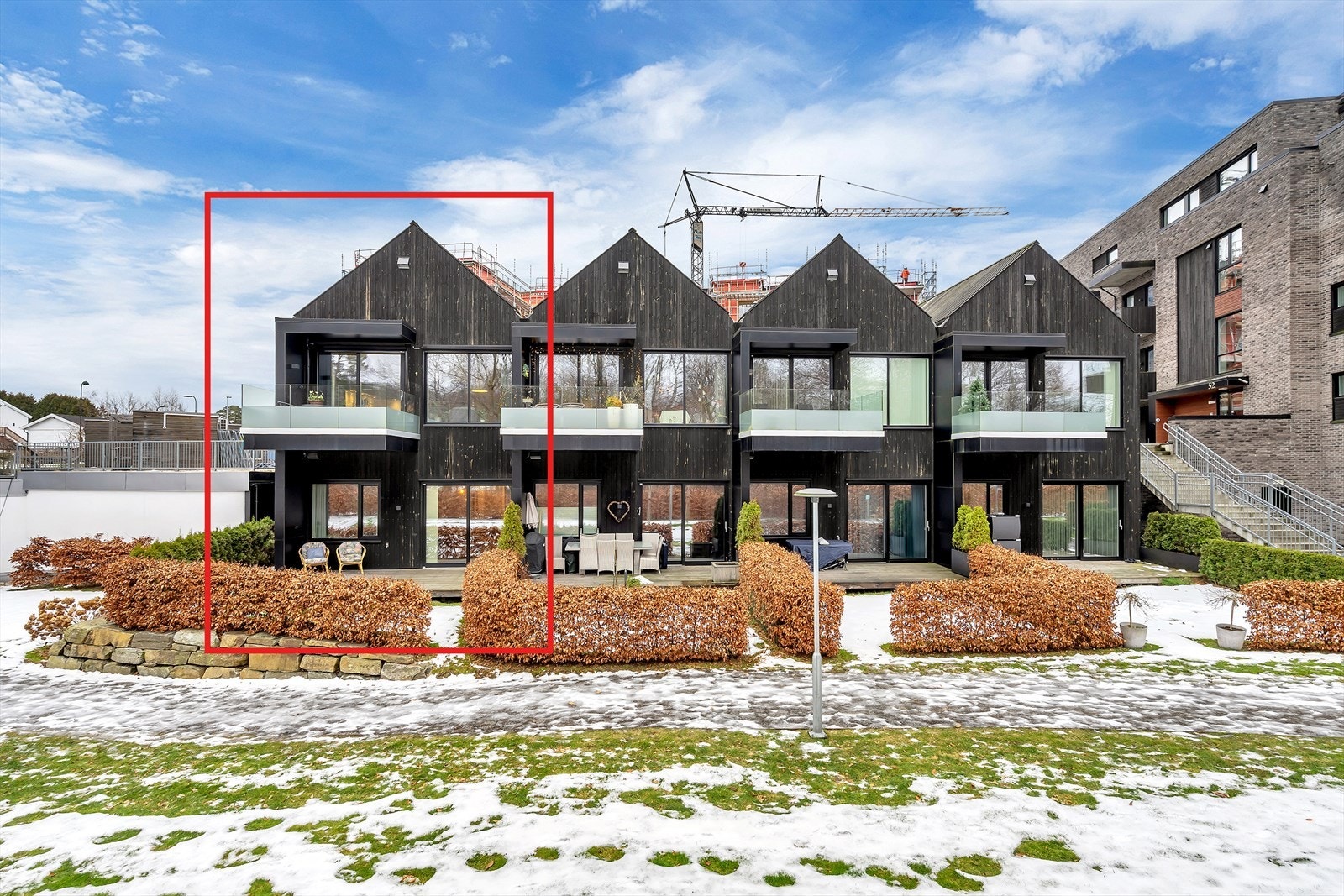 Svært attraktivt enderekkehus i Randesund Hageby. Galleribilde