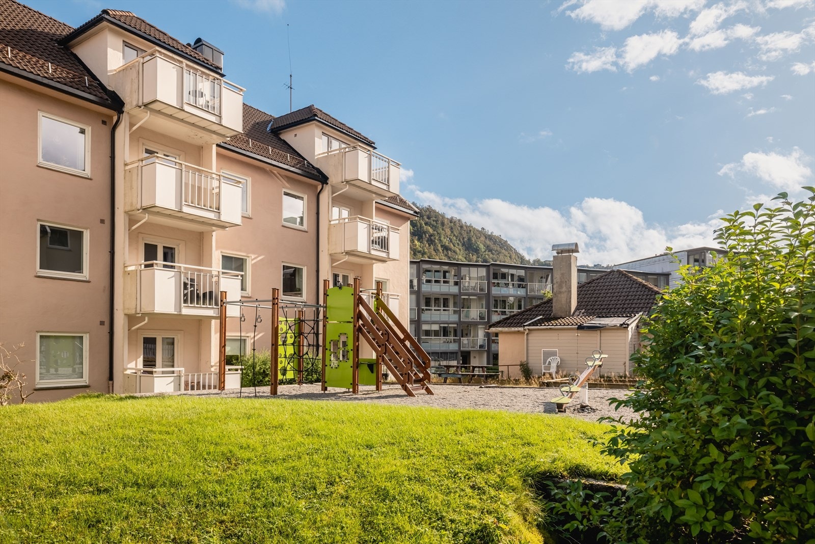 Borettslaget har også et eget felleslokale "Nabolaget" som kan leies til diverse arrangementer. Galleribilde