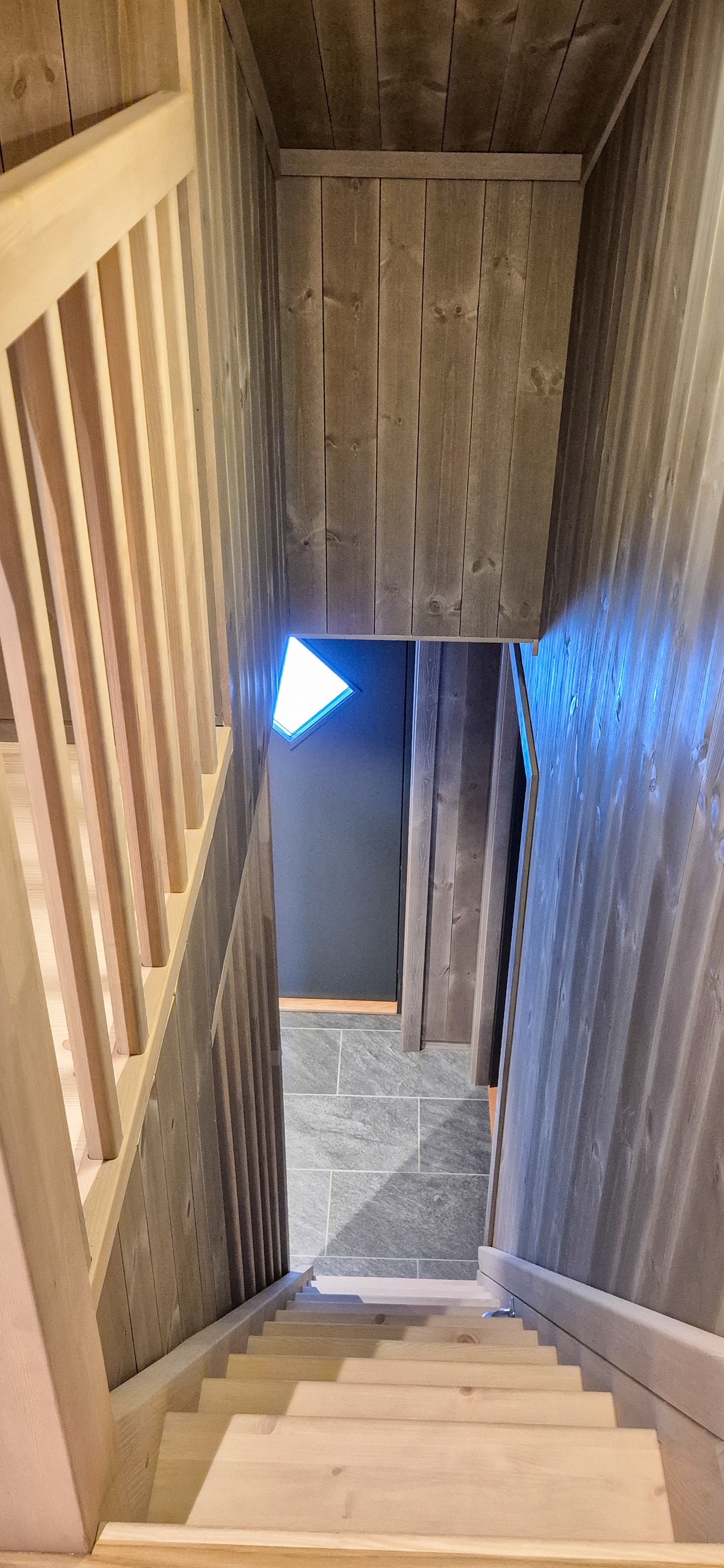 Trapp mellom etasjene. Galleribilde