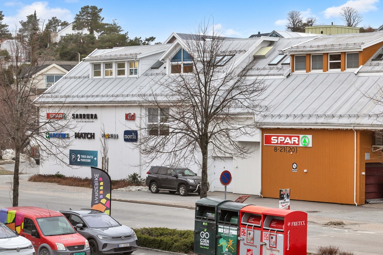 Oddensenteret med et bredt servicetilbud ligger i umiddelbar nærhet. Galleribilde