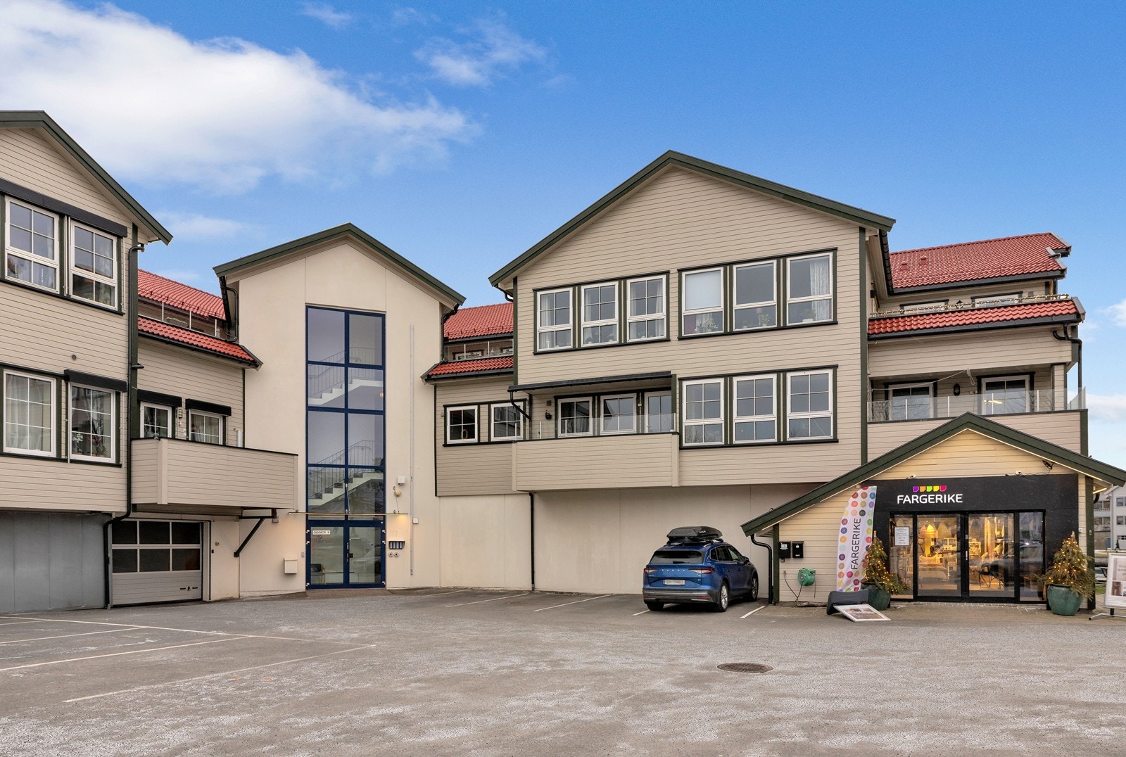 Fargerike i etasjen under. Galleribilde