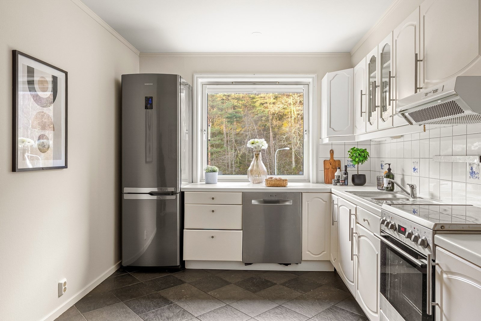 En bolig som passer like godt for barnefamilier som for par eller de som ønsker god plass og fleksibilitet. Galleribilde