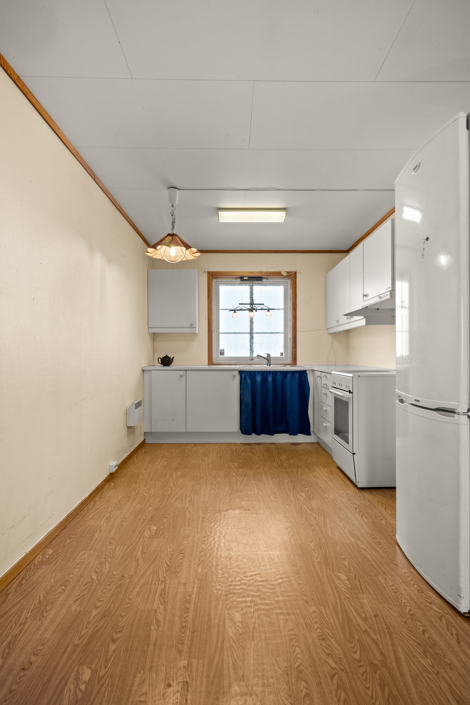 Leiligheten er gjennomgående, noe som gir godt med lysinnslipp fra begge sider. Galleribilde