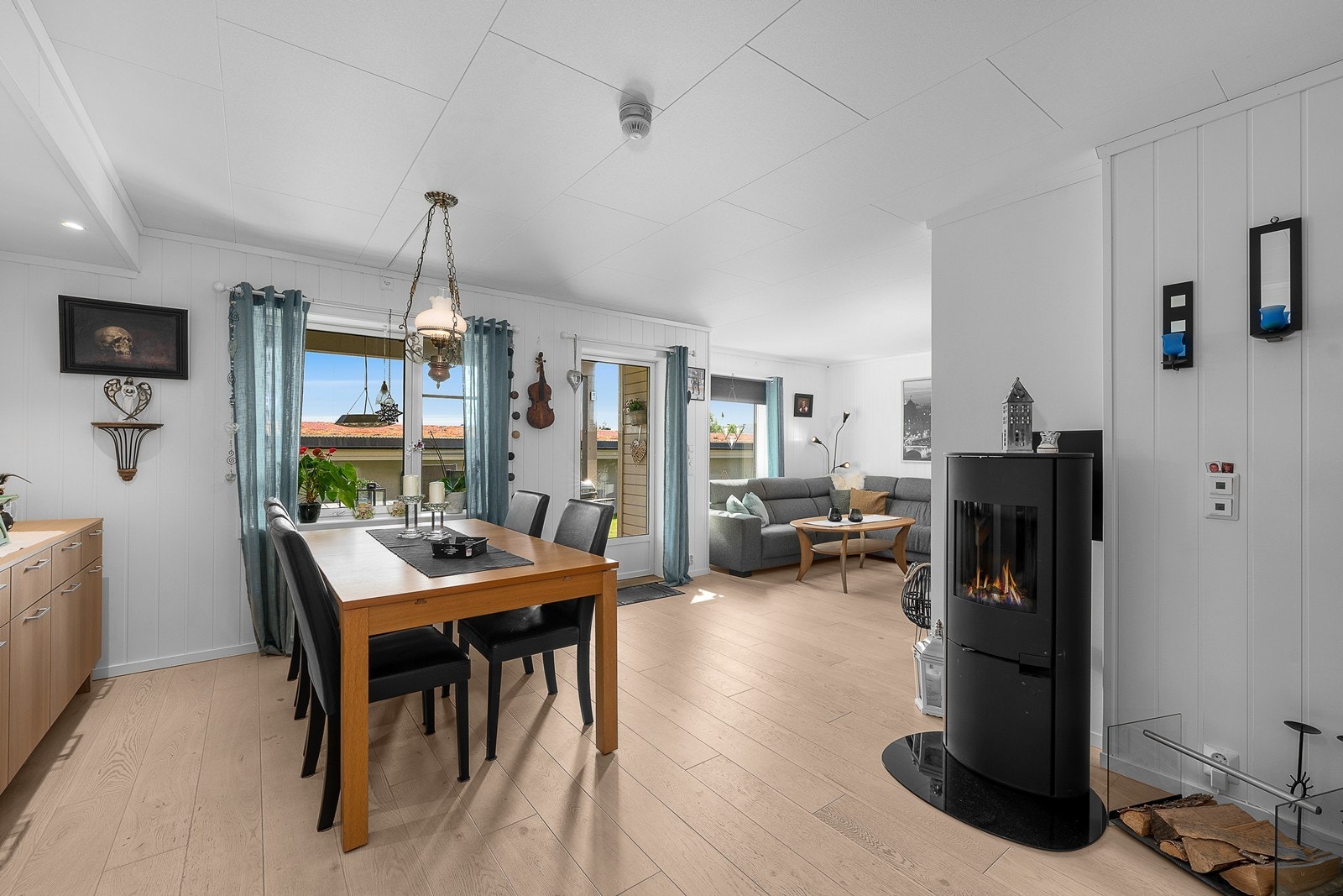 Flott, nyere 3-roms leilighet (mulighet for 4-roms) med endebeliggenhet Galleribilde