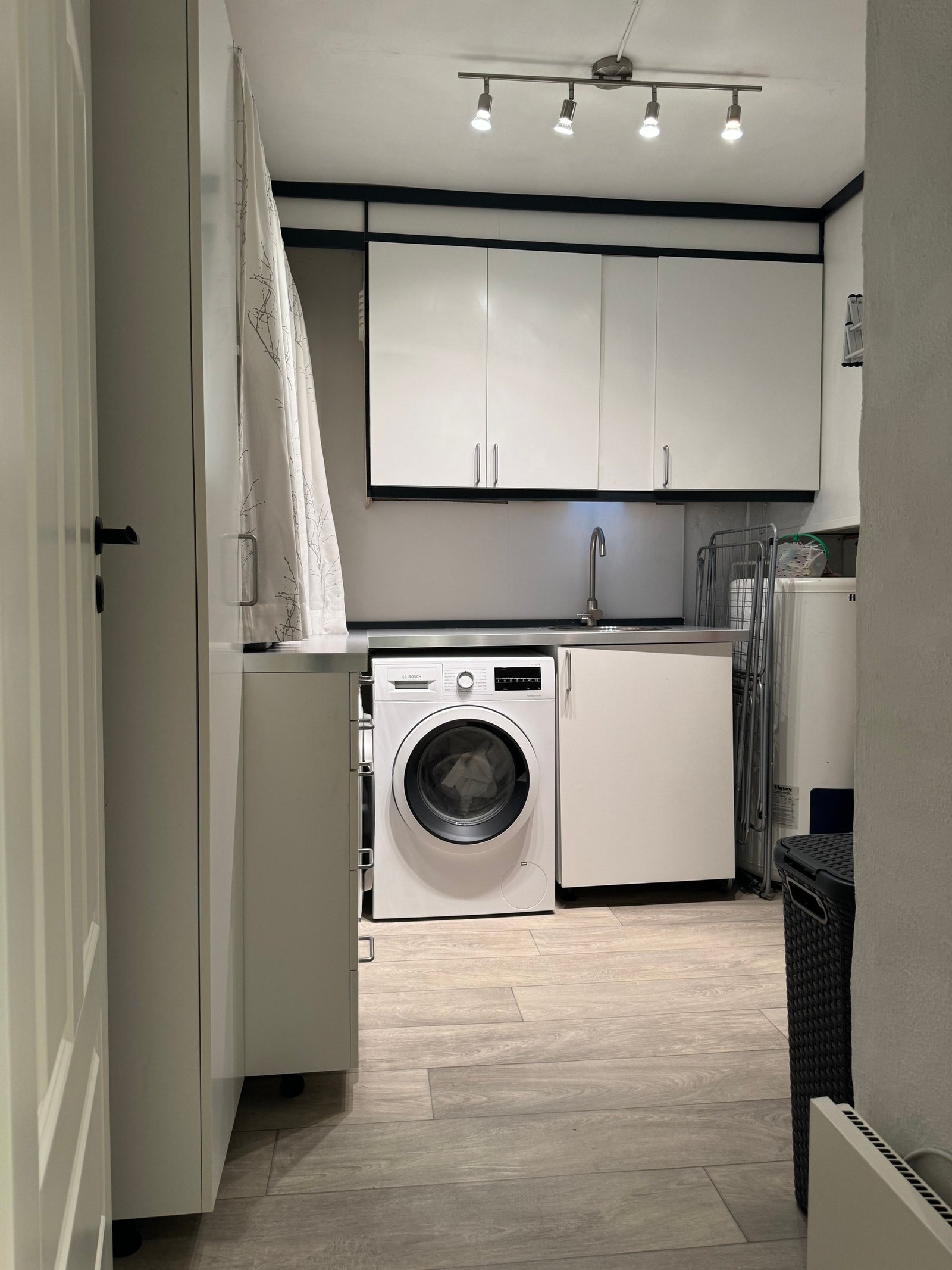 VASKEROM Galleribilde