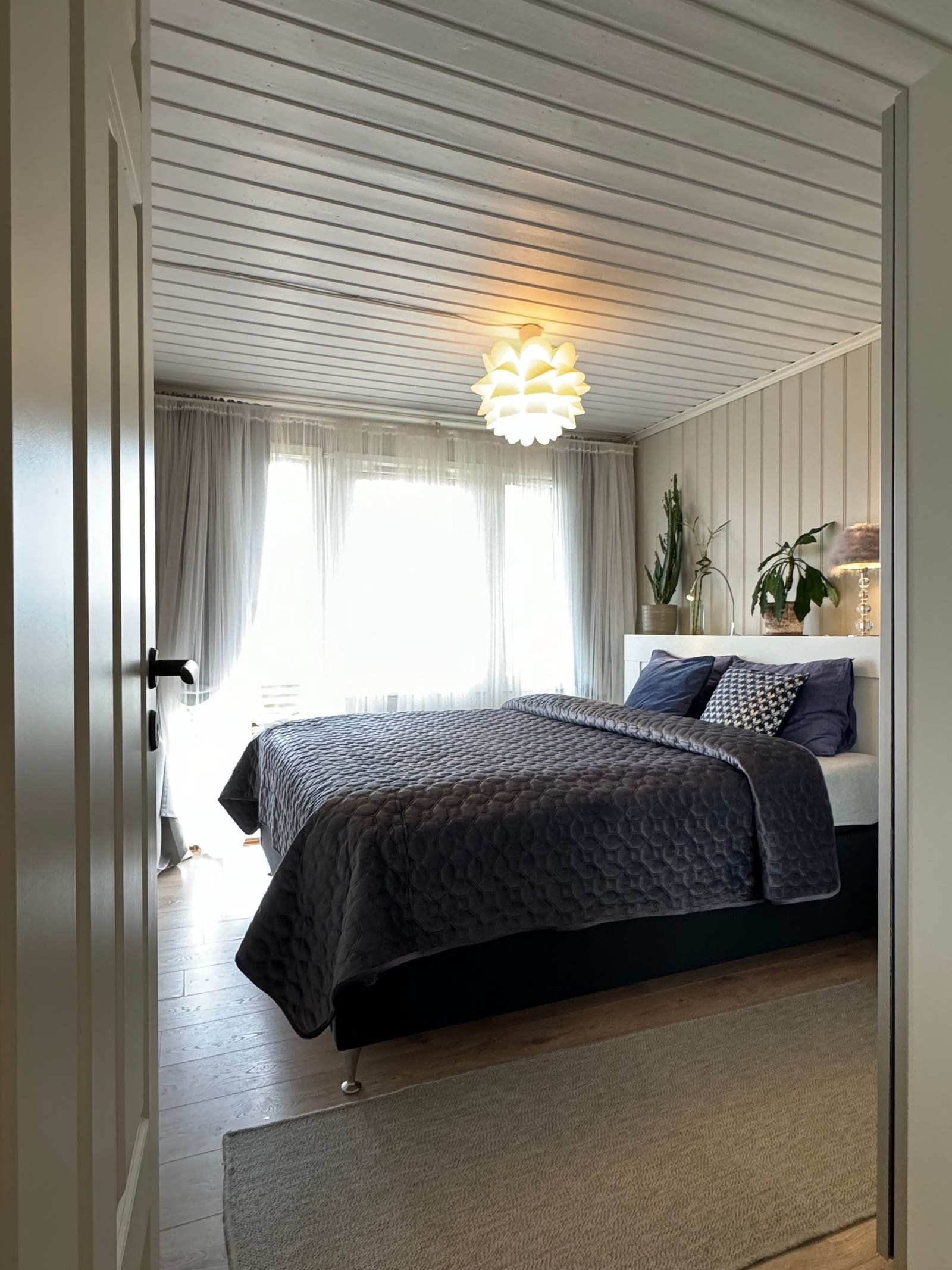 SOVEROM 1 Galleribilde