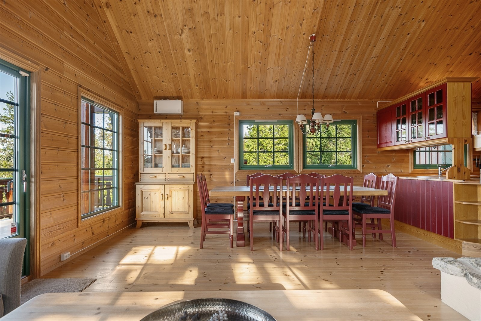 Lyst og fint ved spiseplassen. Galleribilde