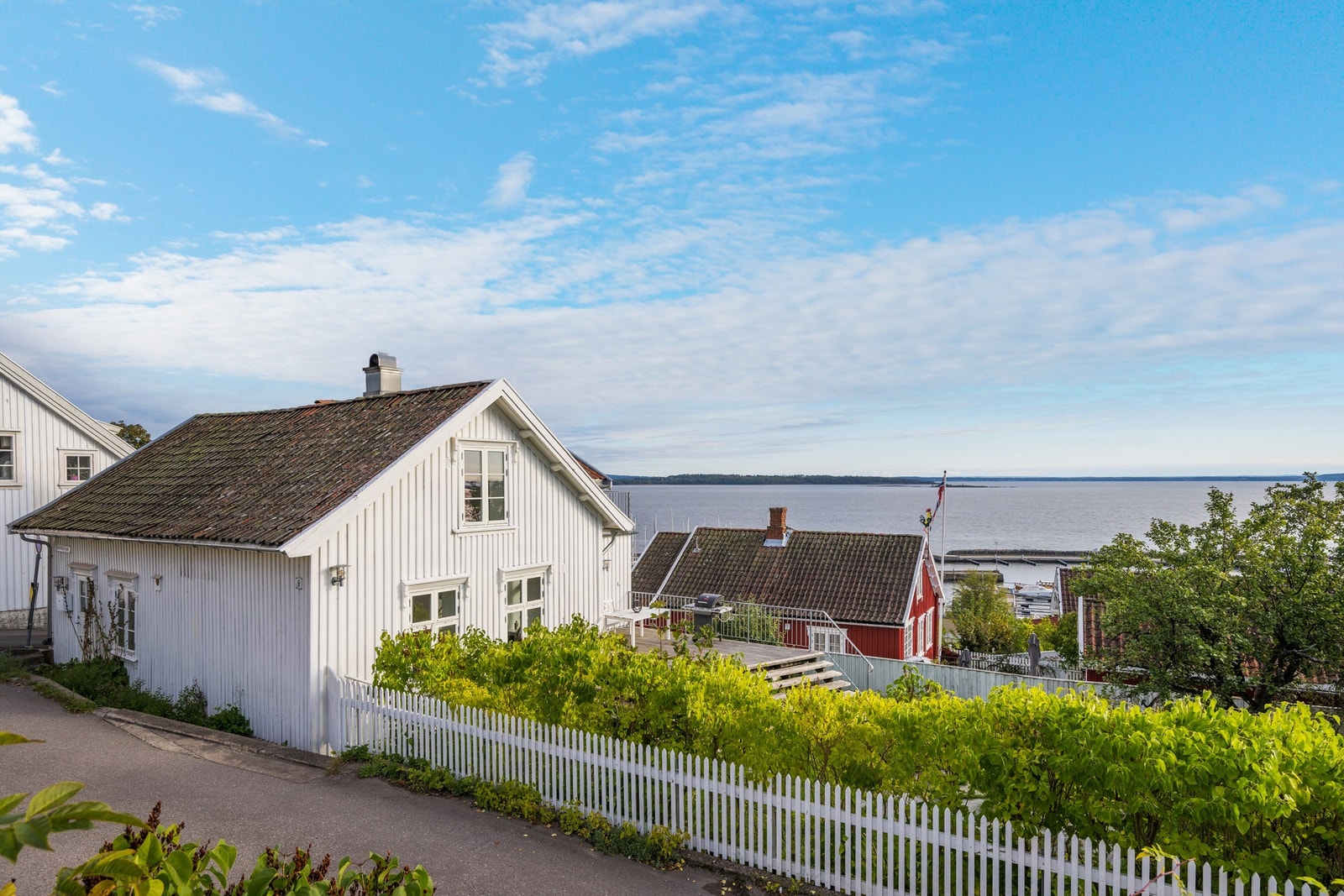 Fasade/hage/utsikt Galleribilde