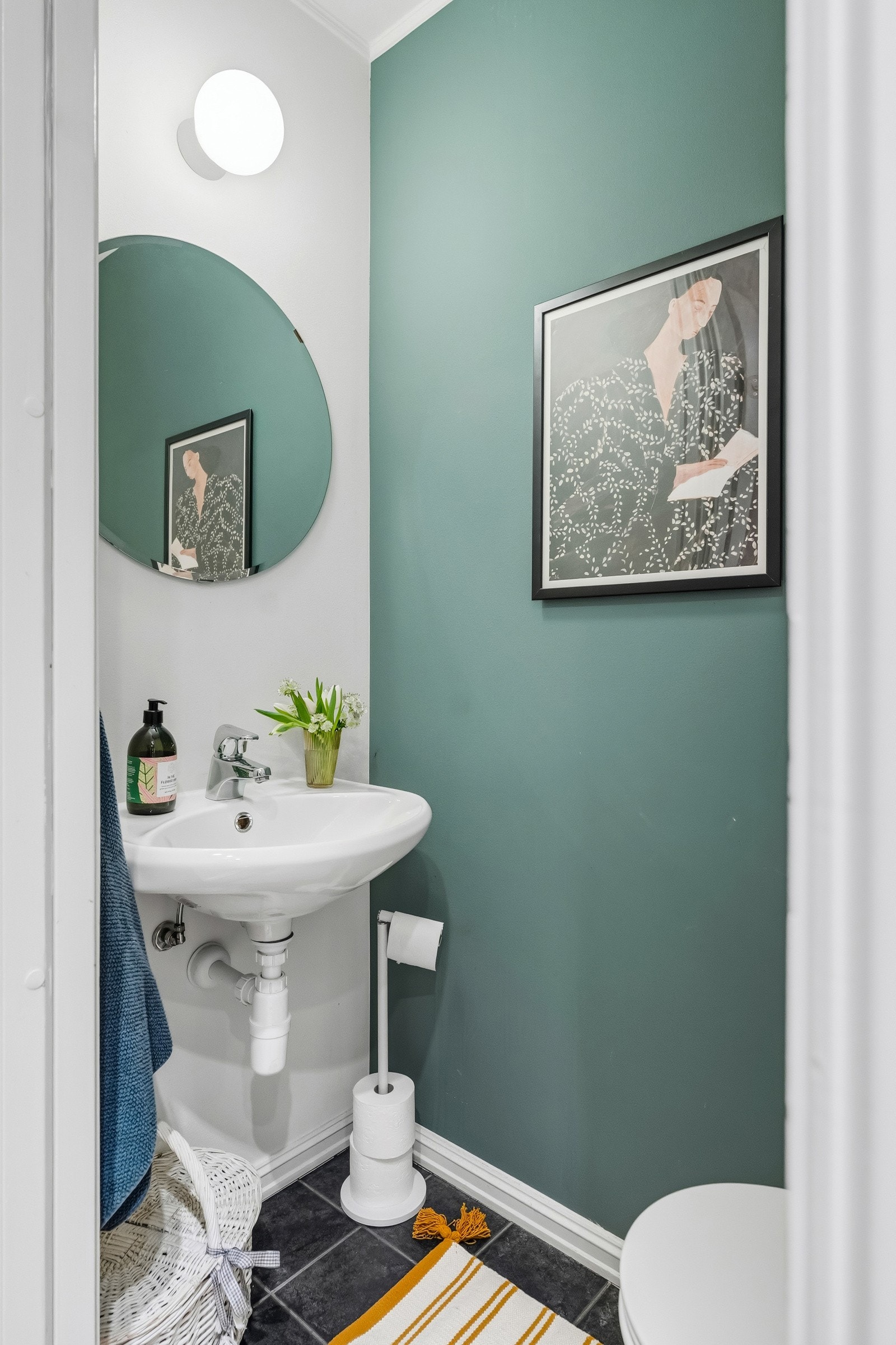 I første etasje har du også et WC. Galleribilde