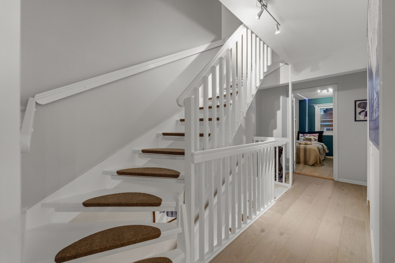 Gang / trapp. Galleribilde