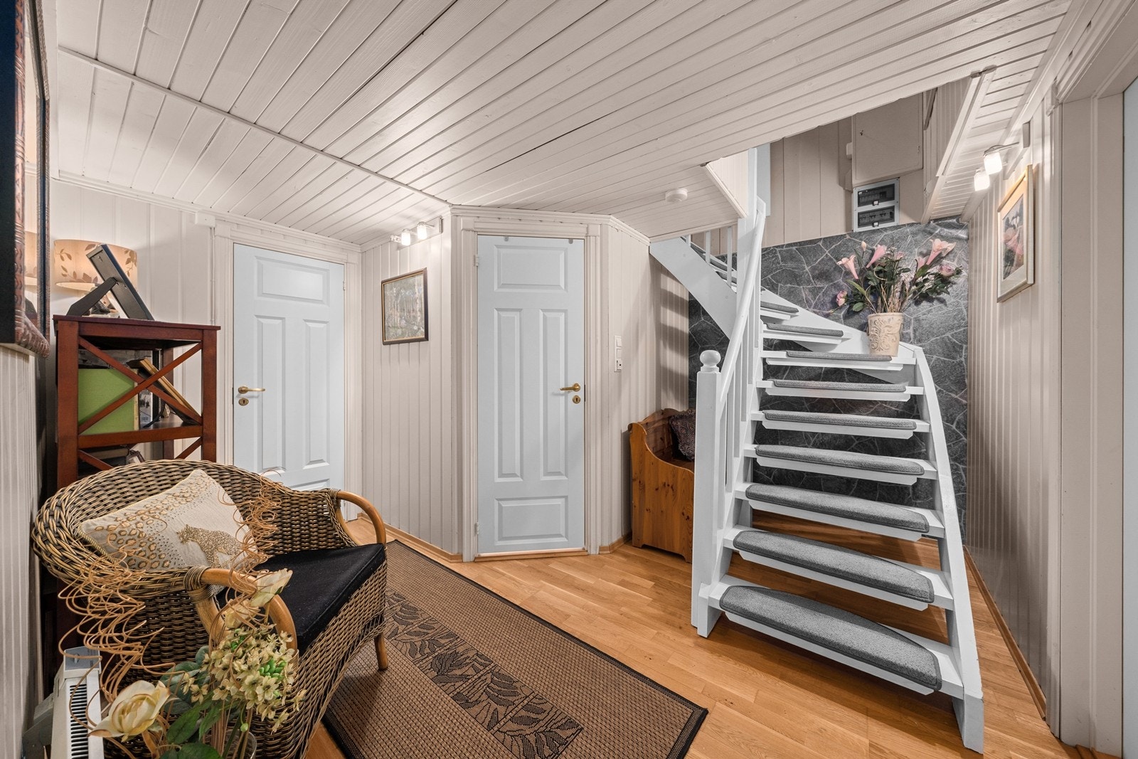 Underetasje. Det foreligge ikke godkjente tegninger for underetasjen. Se mer info i salgsoppgaven. Galleribilde