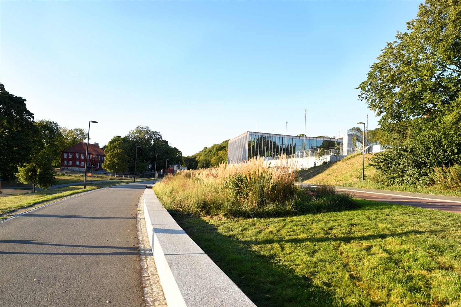 Gangavstand til Tøyenbadet. Galleribilde