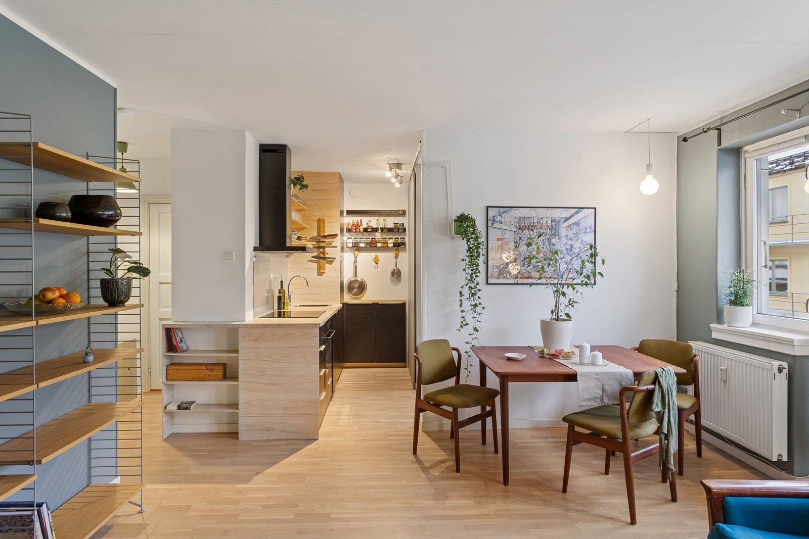 Boligen disponerer en god planløsning. Galleribilde