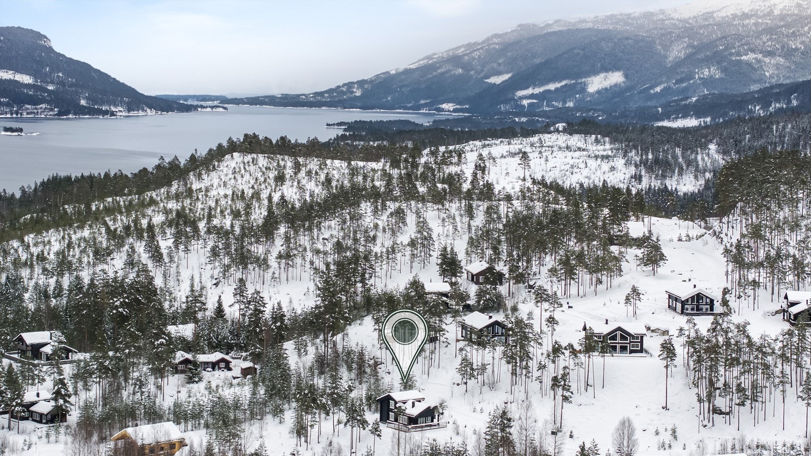 Det er kort vei til både alpint i Vrådal Panorama, golf på Fossøy og sentrum av Vrådal Galleribilde